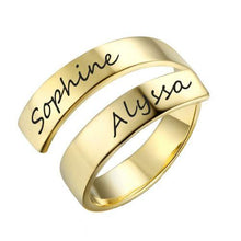 Load image into Gallery viewer, LOANYA Partnerring mit zwei eingravierten Namen Loanya Gold 
